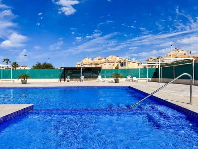 2 slaapkamer Villa te koop in El Chaparral - La Siesta - La Torreta, Torrevieja met zwembad - € 135.000 (Ref: 9233210)