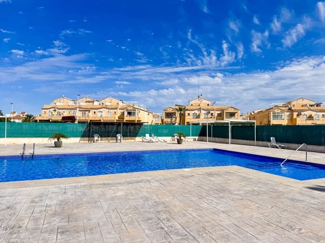 2 slaapkamer Villa te koop in El Chaparral - La Siesta - La Torreta, Torrevieja met zwembad - € 135.000 (Ref: 9233210)