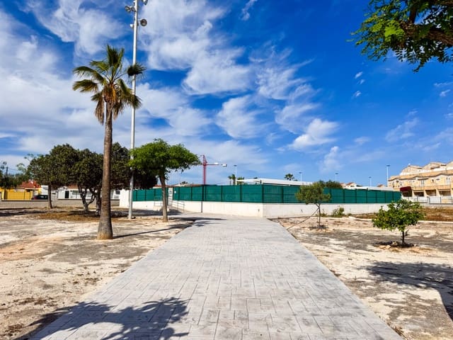 2 slaapkamer Villa te koop in El Chaparral - La Siesta - La Torreta, Torrevieja met zwembad - € 135.000 (Ref: 9233210)