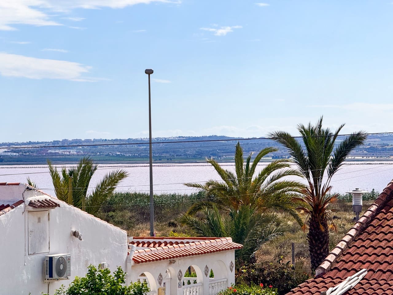 2 slaapkamer Villa te koop in Torrevieja met zwembad - € 135.000 (Ref: 9233210)