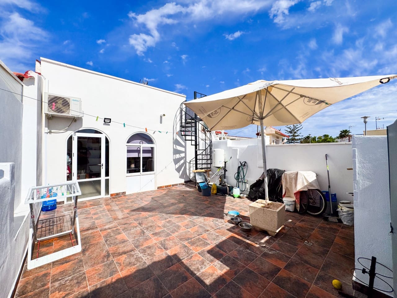 2 slaapkamer Villa te koop in Torrevieja met zwembad - € 135.000 (Ref: 9233210)