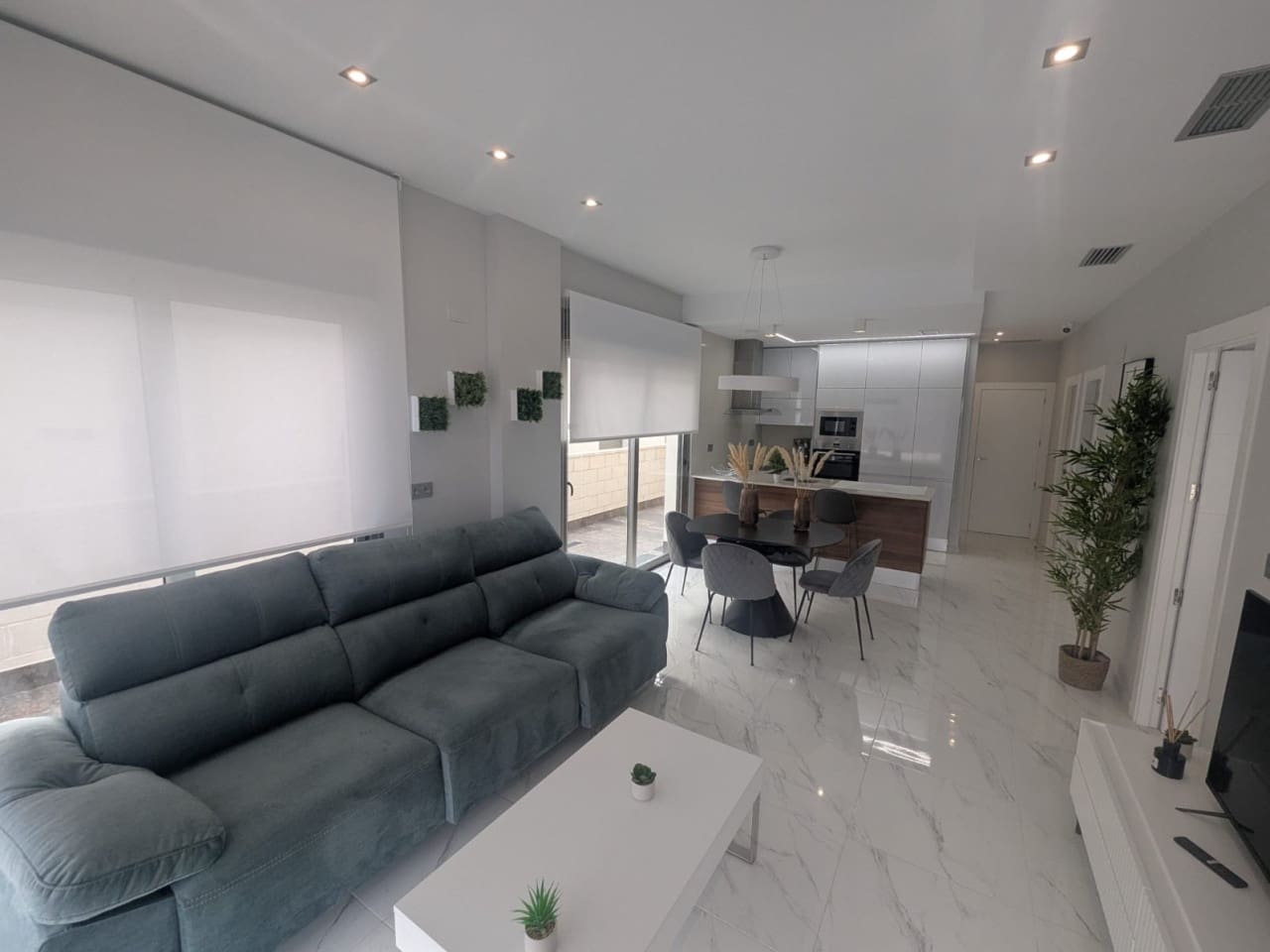 3 bedroom Villa for sale in Villamartin - € 399,000 (Ref: 9233216)