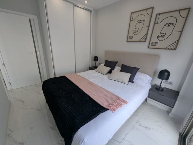 3 quarto Moradia para venda em Villamartin, Orihuela - 399 000 € (Ref: 9233216)