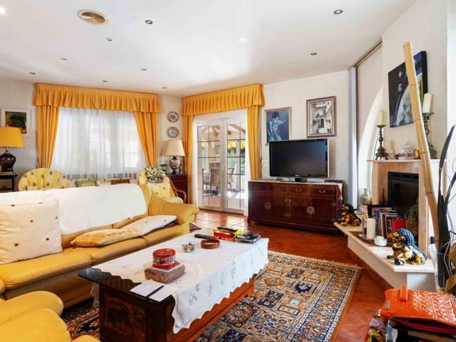 3 chambre Villa/Maison à vendre à Cabo Roig, Orihuela avec piscine - 1 750 000 € (Ref: 9233221)