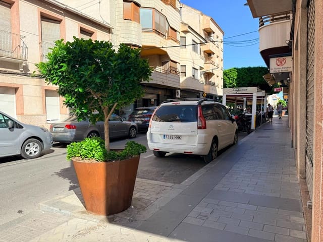 Appartement à vendre à Almoradí - 400 000 € (Ref: 9233227)