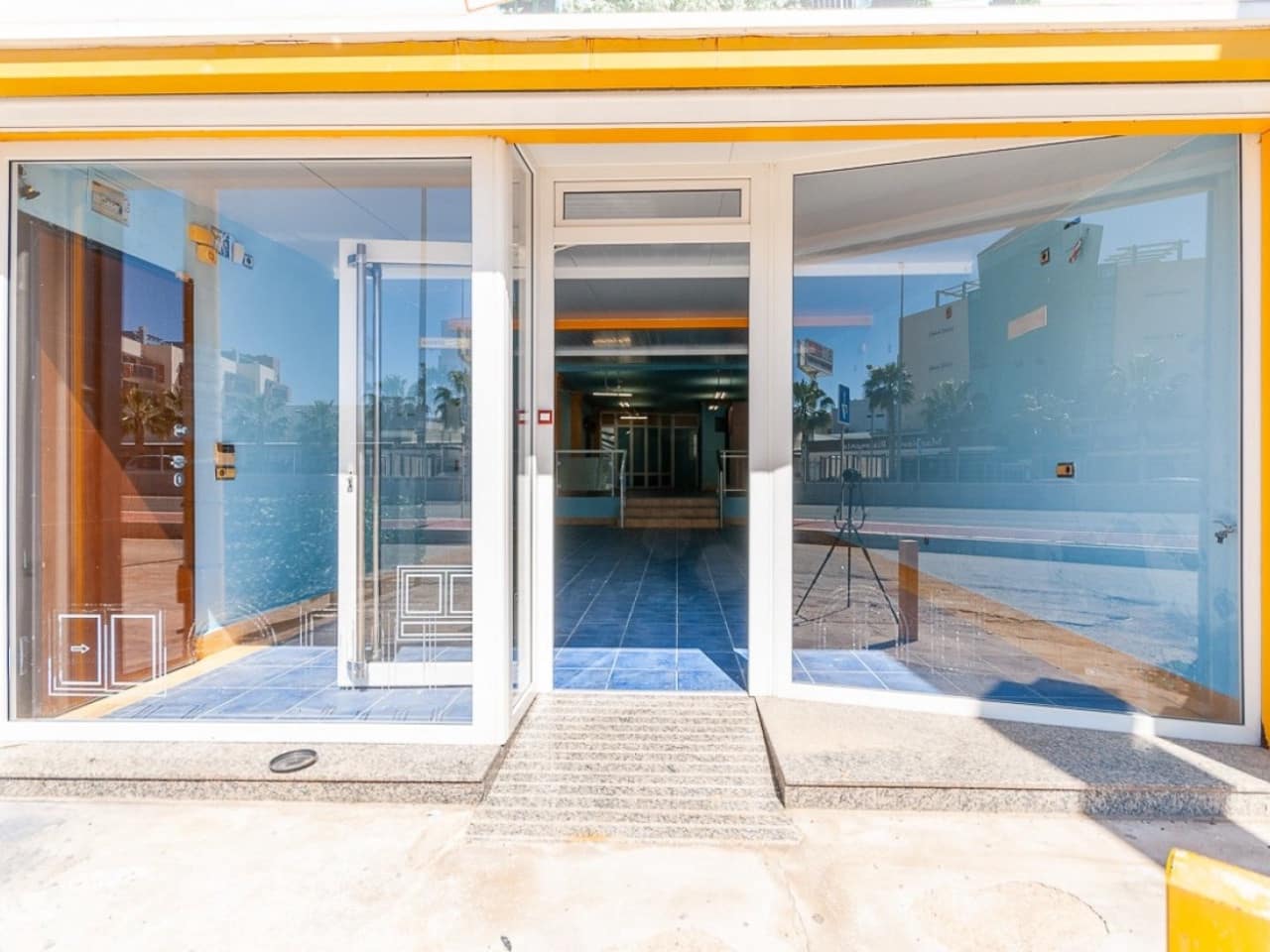 Local Commercial à vendre à La Regia - 183 000 € (Ref: 9233228)