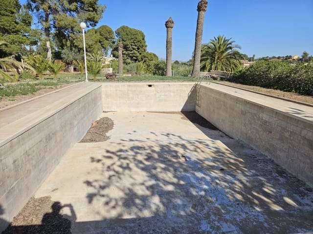 7 soveværelse Finca/Landehus til salg i Novelda med swimmingpool - € 549.000 (Ref: 9233231)