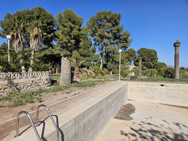 7 soveværelse Finca/Landehus til salg i Novelda med swimmingpool - € 549.000 (Ref: 9233231)