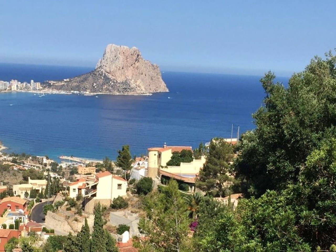 4 slaapkamer Villa te koop in Calpe / Calp met zwembad - € 1.690.000 (Ref: 9233238)