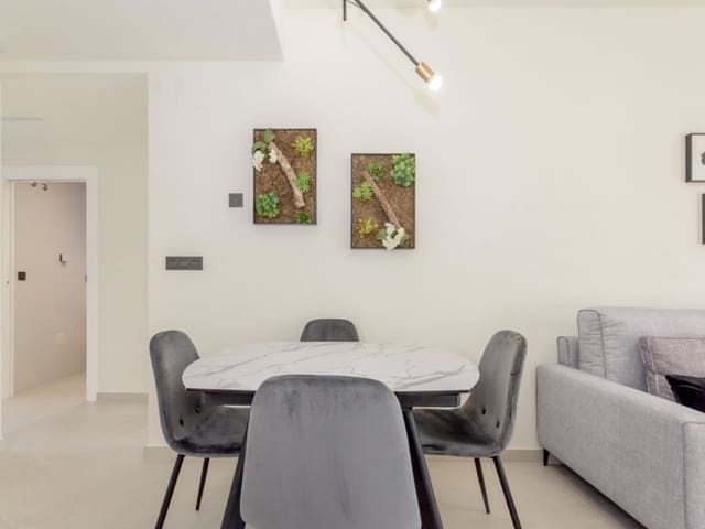 3 slaapkamer Villa te koop in Los Balcones met zwembad - € 325.000 (Ref: 9233261)