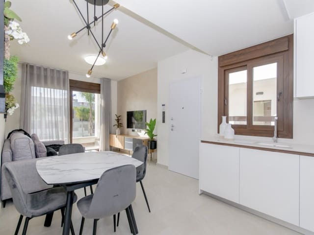 3 slaapkamer Villa te koop in Los Balcones met zwembad - € 325.000 (Ref: 9233261)