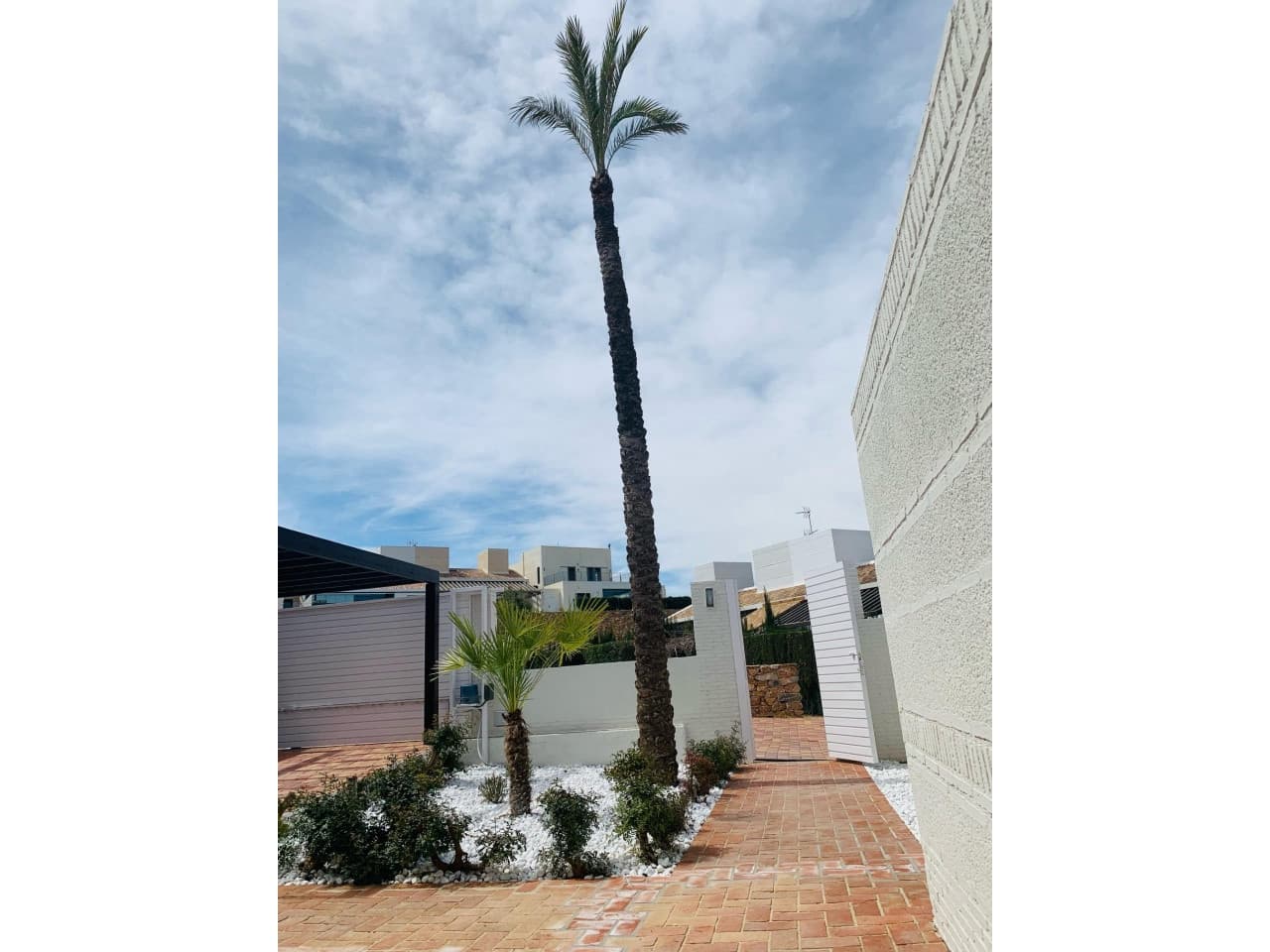 2 soveværelse Byhus til salg i La Peraleja Golf Resort med swimmingpool - € 298.000 (Ref: 9233294)