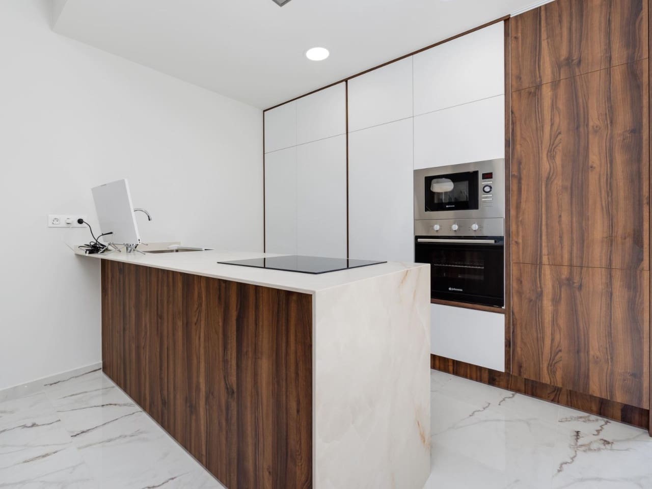 2 chambre Appartement à vendre à San Miguel de Salinas avec piscine - 219 000 € (Ref: 9233298)