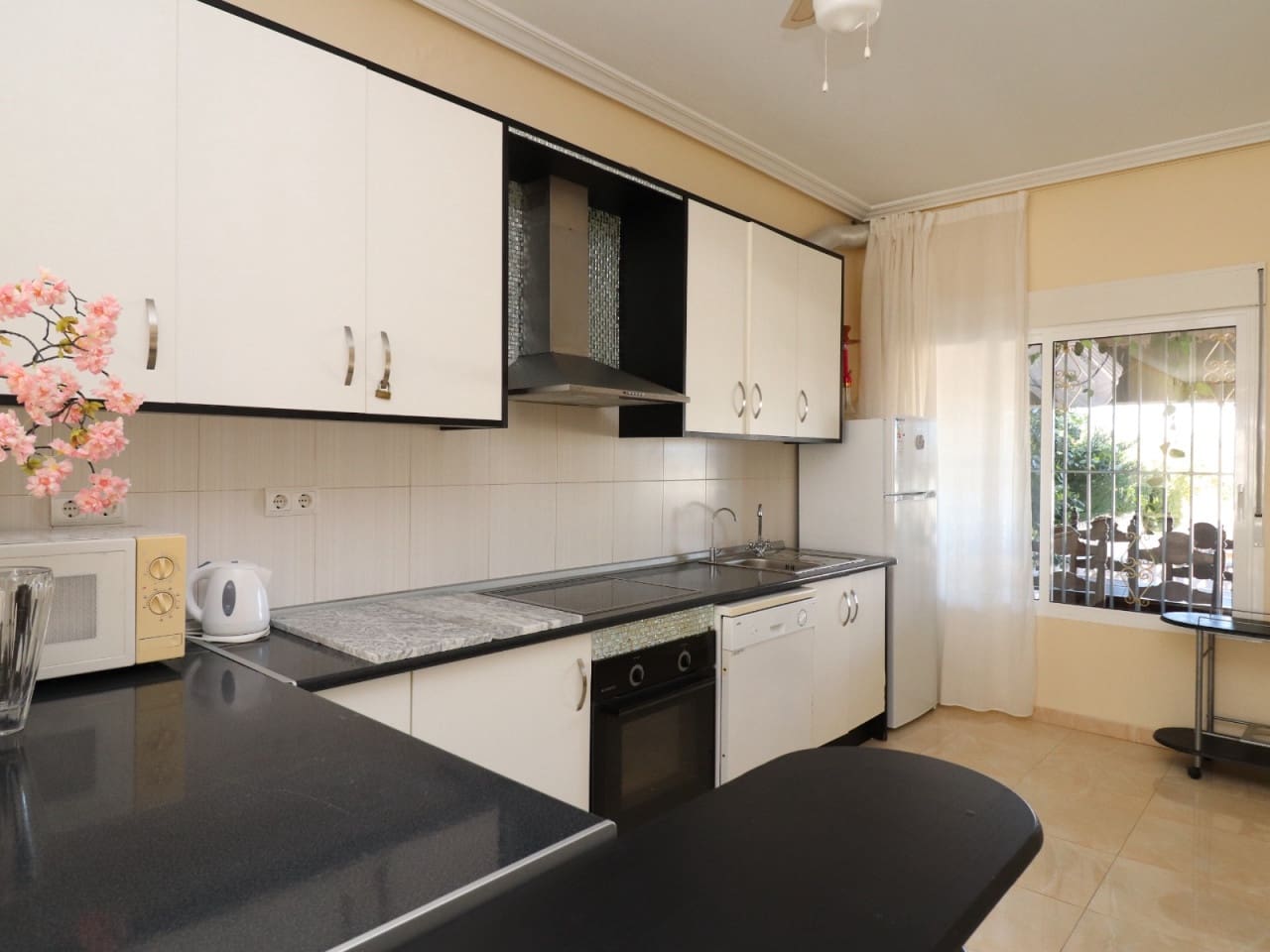 2 soveværelse Byhus til salg i Orihuela Costa - € 385.000 (Ref: 9233332)