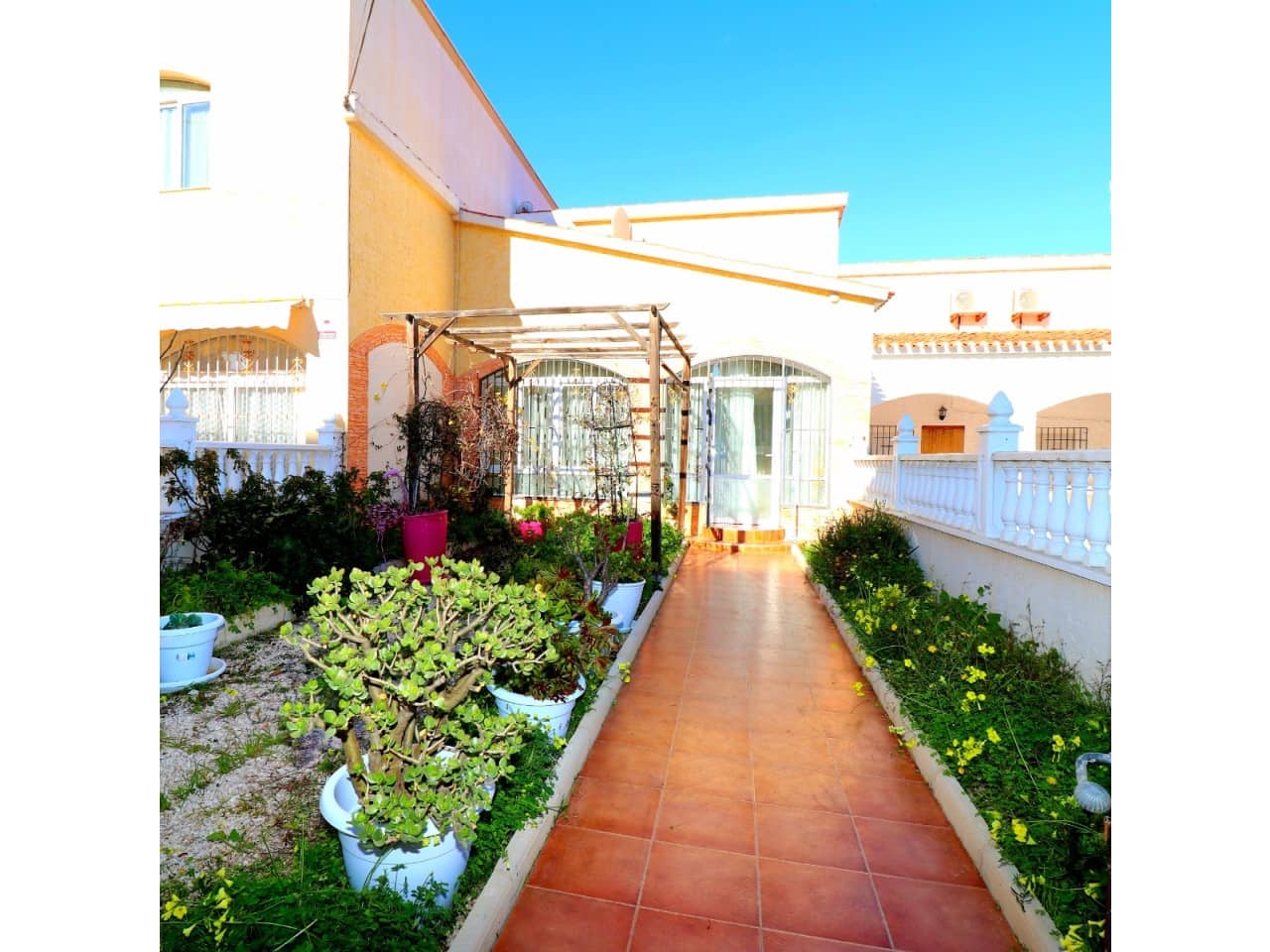 2 soveværelse Byhus til salg i Orihuela Costa - € 385.000 (Ref: 9233332)