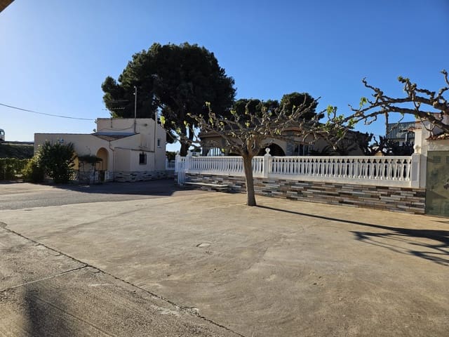 5 soveværelse Finca/Landehus til salg i Novelda med swimmingpool - € 350.000 (Ref: 9233333)