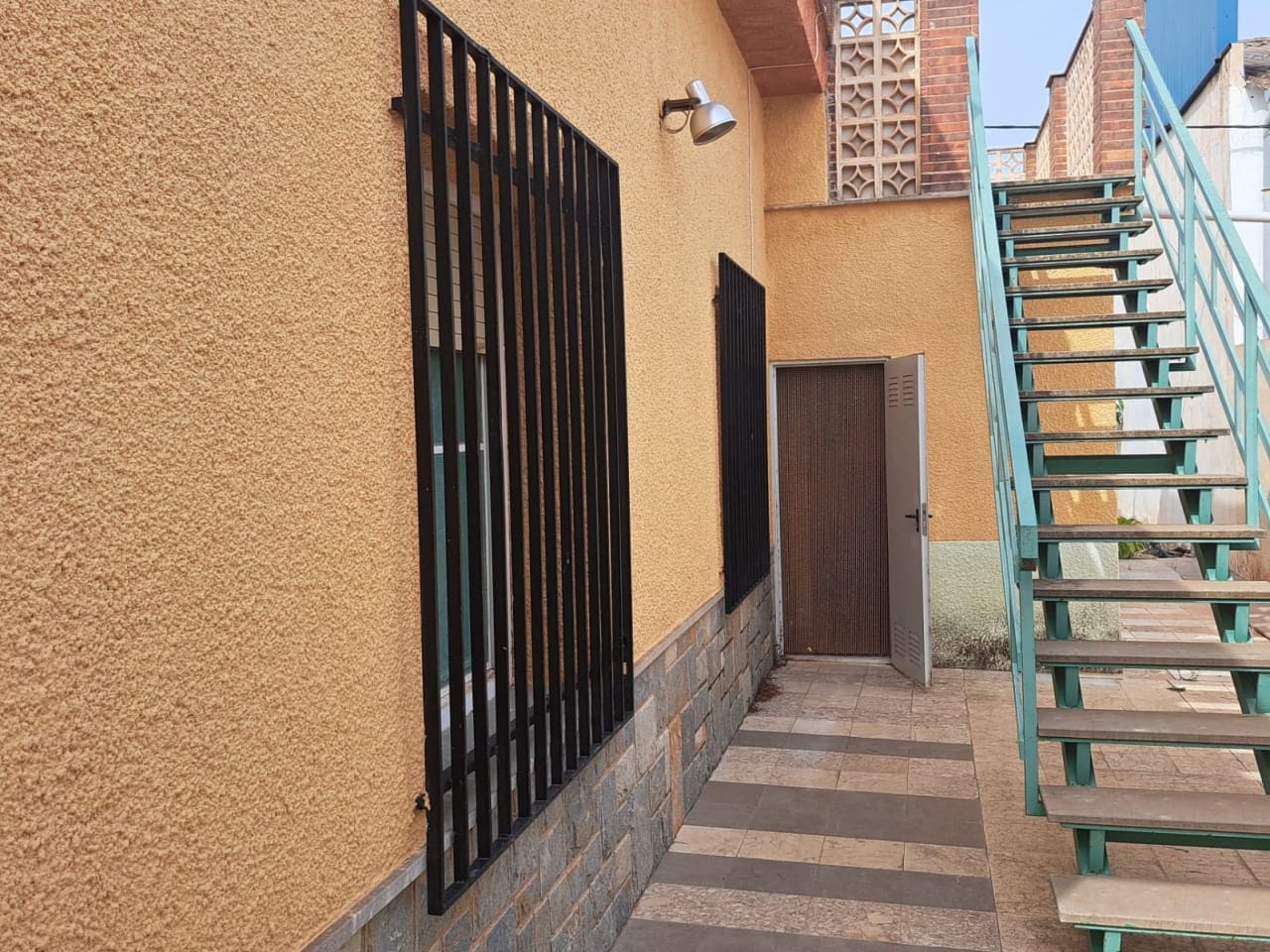 5 soveværelse Finca/Landehus til salg i Novelda med swimmingpool - € 350.000 (Ref: 9233333)