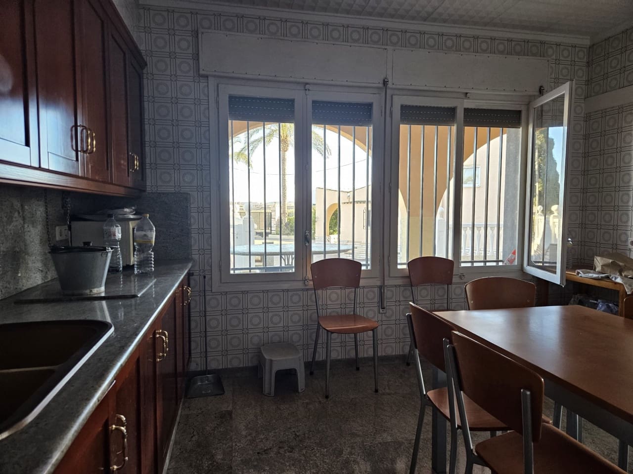 5 soveværelse Finca/Landehus til salg i Novelda med swimmingpool - € 350.000 (Ref: 9233333)