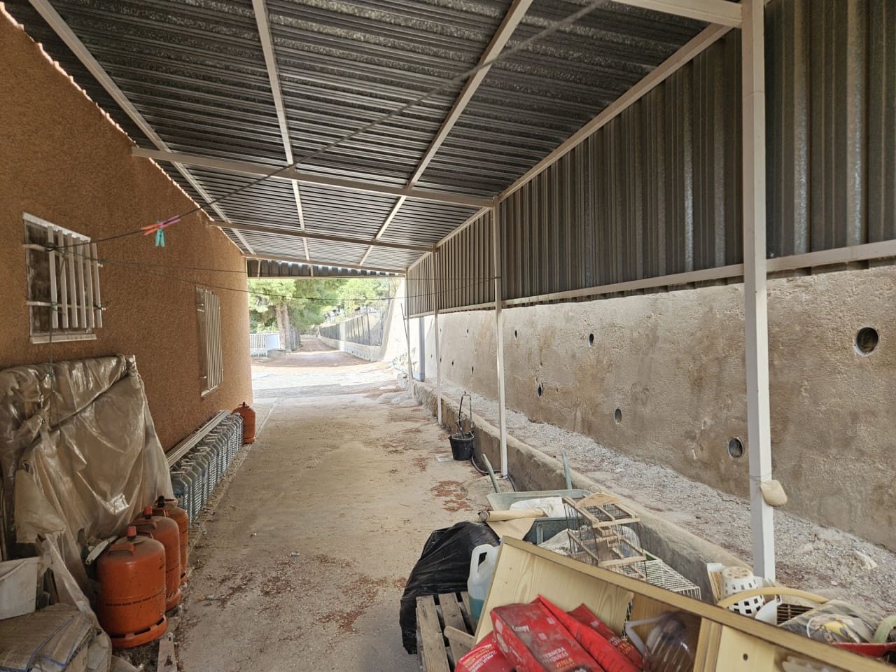 4 soverom Finca/Herregård til salgs i La Romana med svømmebasseng - € 187 000 (Ref: 9233340)