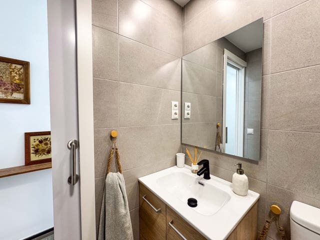 2 soveværelse Lejlighed til salg i El Moncayo - El Pòrtic, Guardamar del Segura med swimmingpool garage - € 118.500 (Ref: 9233348)