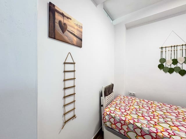 2 soveværelse Lejlighed til salg i El Moncayo - El Pòrtic, Guardamar del Segura med swimmingpool garage - € 118.500 (Ref: 9233348)