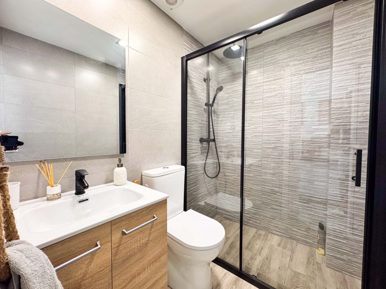 2 soveværelse Lejlighed til salg i Guardamar del Segura med swimmingpool - € 118.500 (Ref: 9233348)