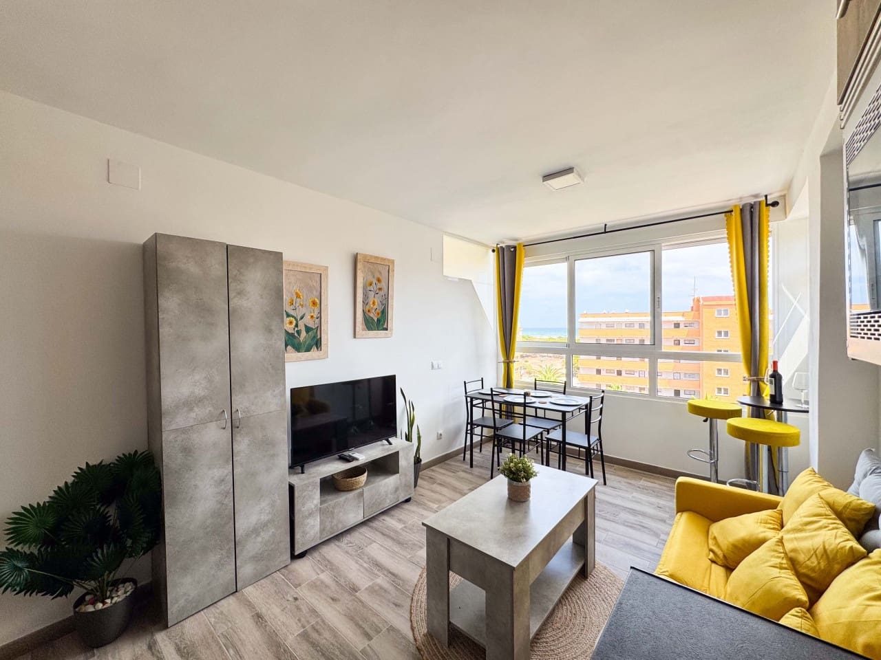 2 soveværelse Lejlighed til salg i Guardamar del Segura med swimmingpool - € 118.500 (Ref: 9233348)