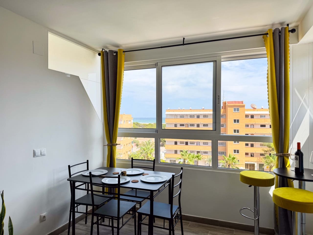 2 soveværelse Lejlighed til salg i Guardamar del Segura med swimmingpool - € 118.500 (Ref: 9233348)