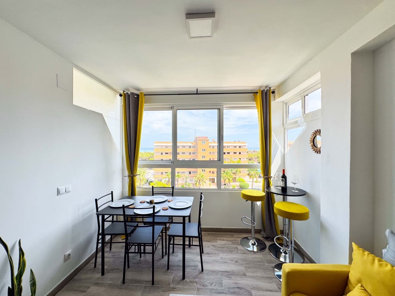 2 soveværelse Lejlighed til salg i Guardamar del Segura med swimmingpool - € 118.500 (Ref: 9233348)