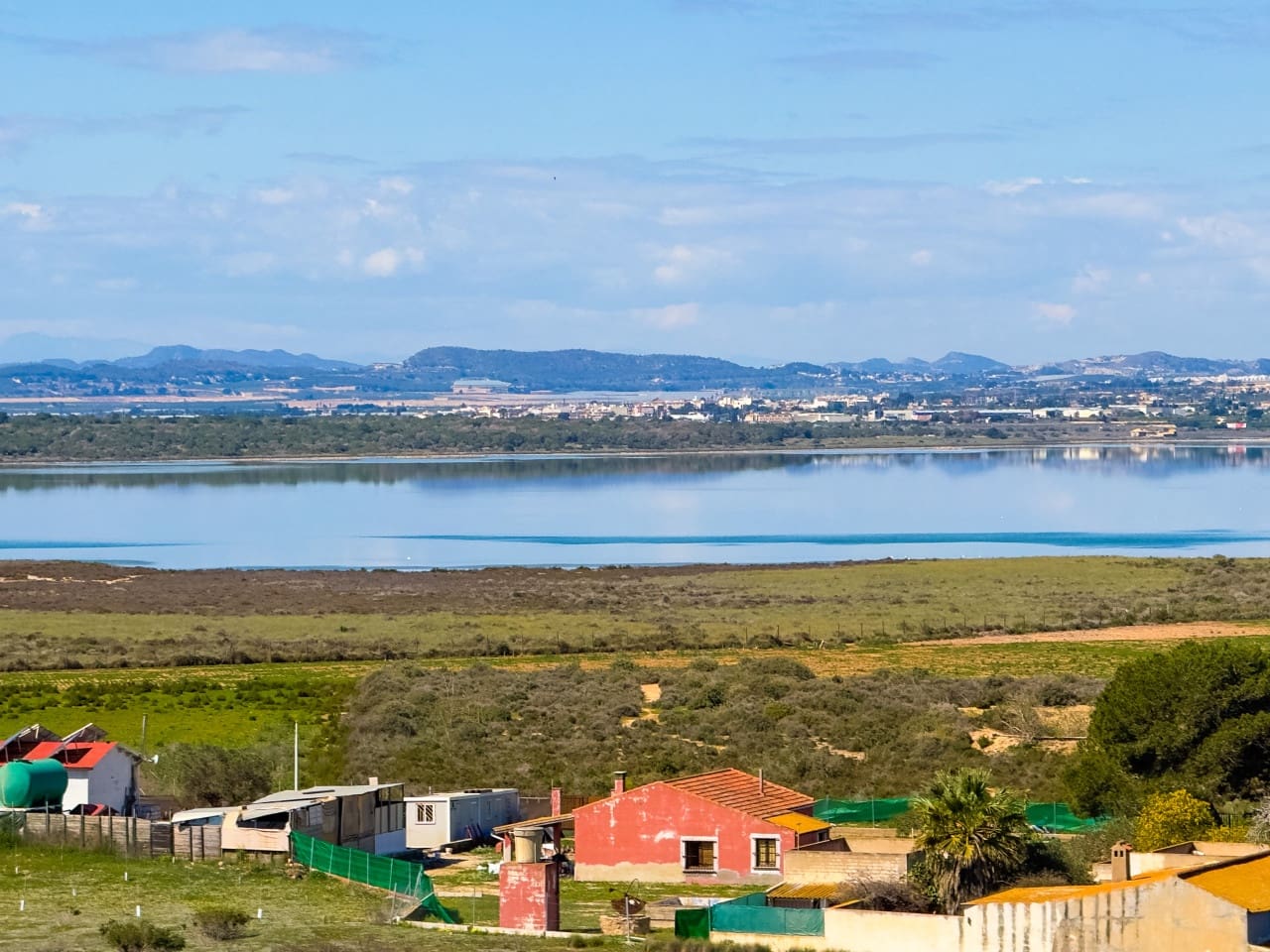 2 soveværelse Lejlighed til salg i Guardamar del Segura med swimmingpool - € 118.500 (Ref: 9233348)