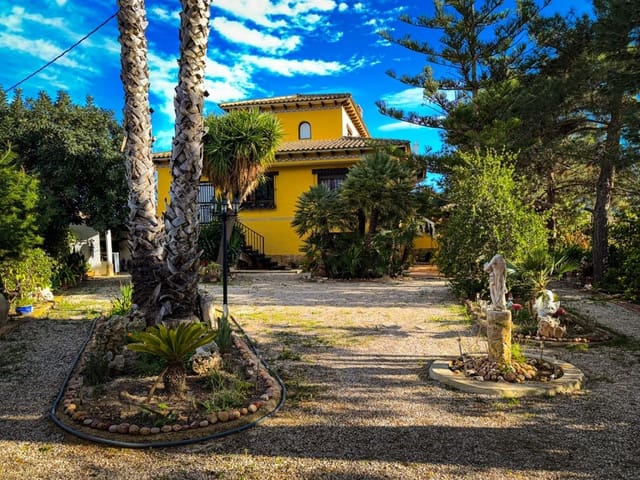 4 sypialnia Finka/Dom wiejski na sprzedaż w Orihuela - 360 000 € (Ref: 9233356)