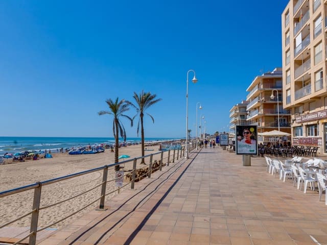 4 soveværelse Lejlighed til salg i Zona Pueblo, Guardamar del Segura - € 179.969 (Ref: 9233377)