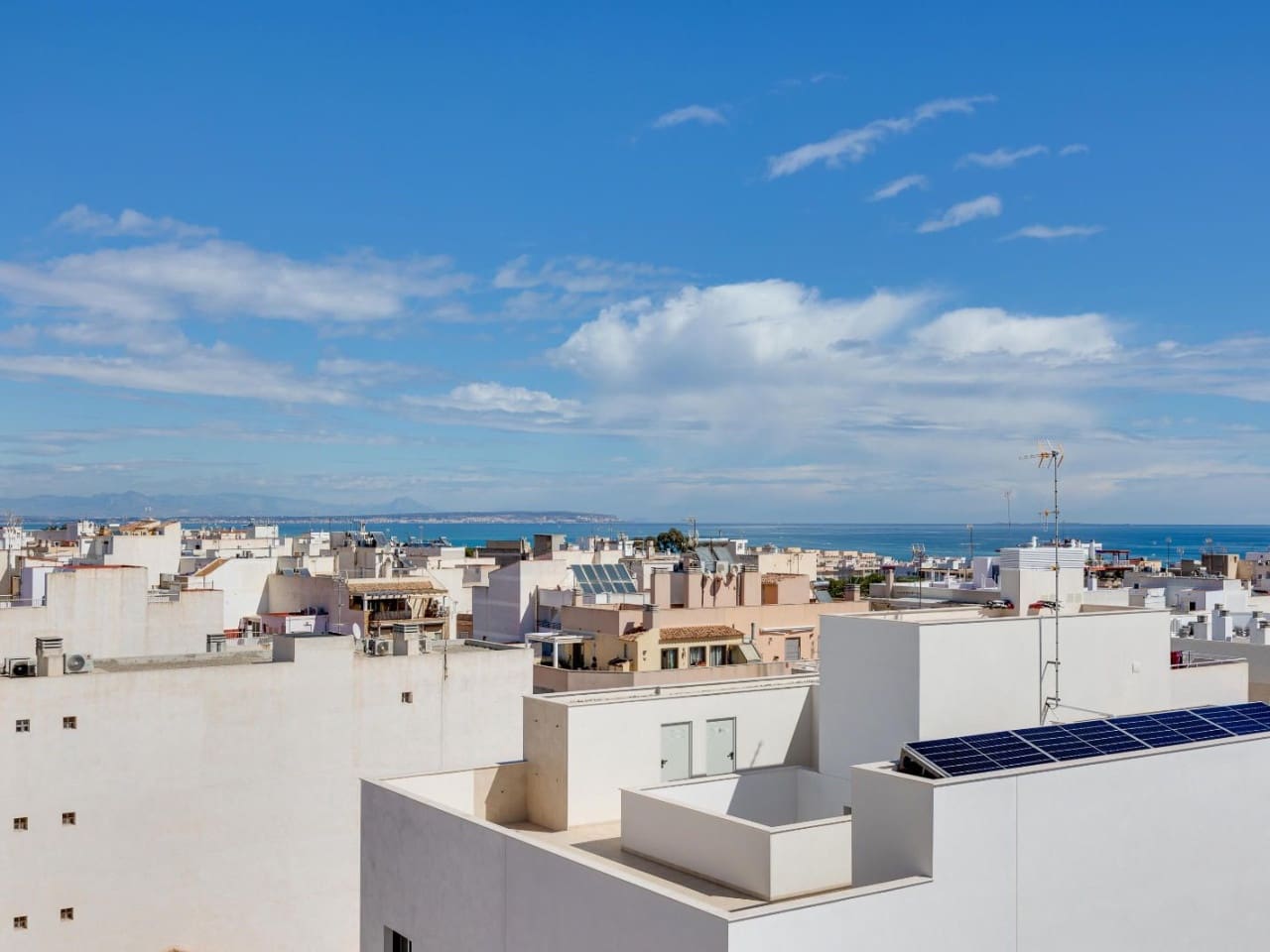 4 chambre Appartement à vendre à Guardamar del Segura - 179 969 € (Ref: 9233377)