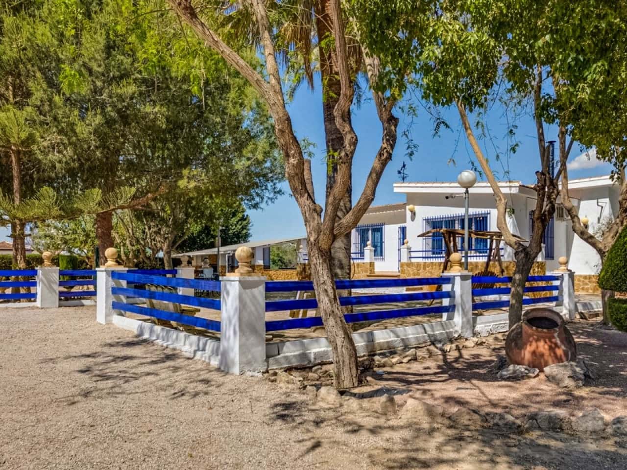 4 soveværelse Finca/Landehus til salg i Jacarilla - € 489.000 (Ref: 9233384)