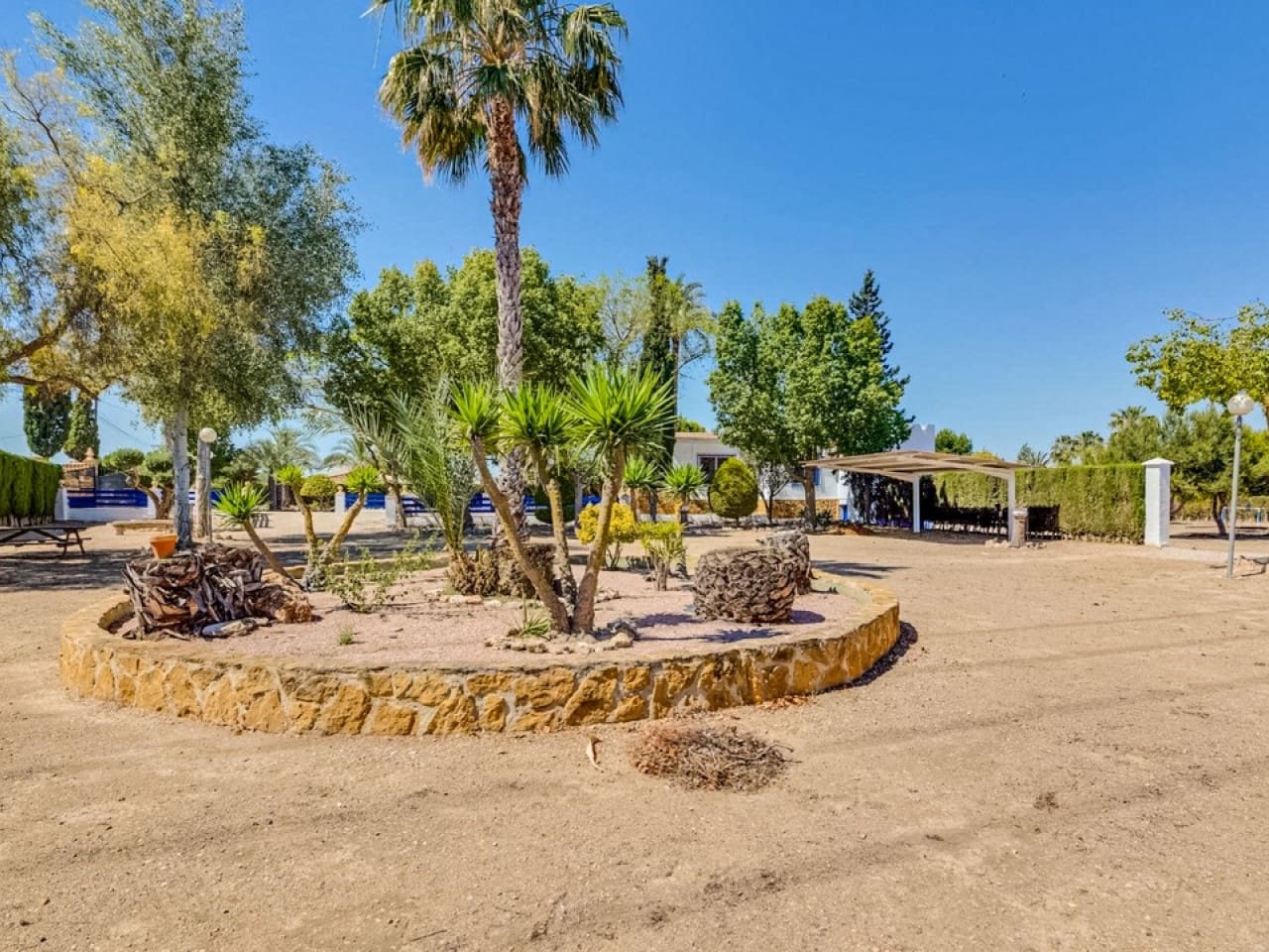 4 soveværelse Finca/Landehus til salg i Jacarilla - € 489.000 (Ref: 9233384)