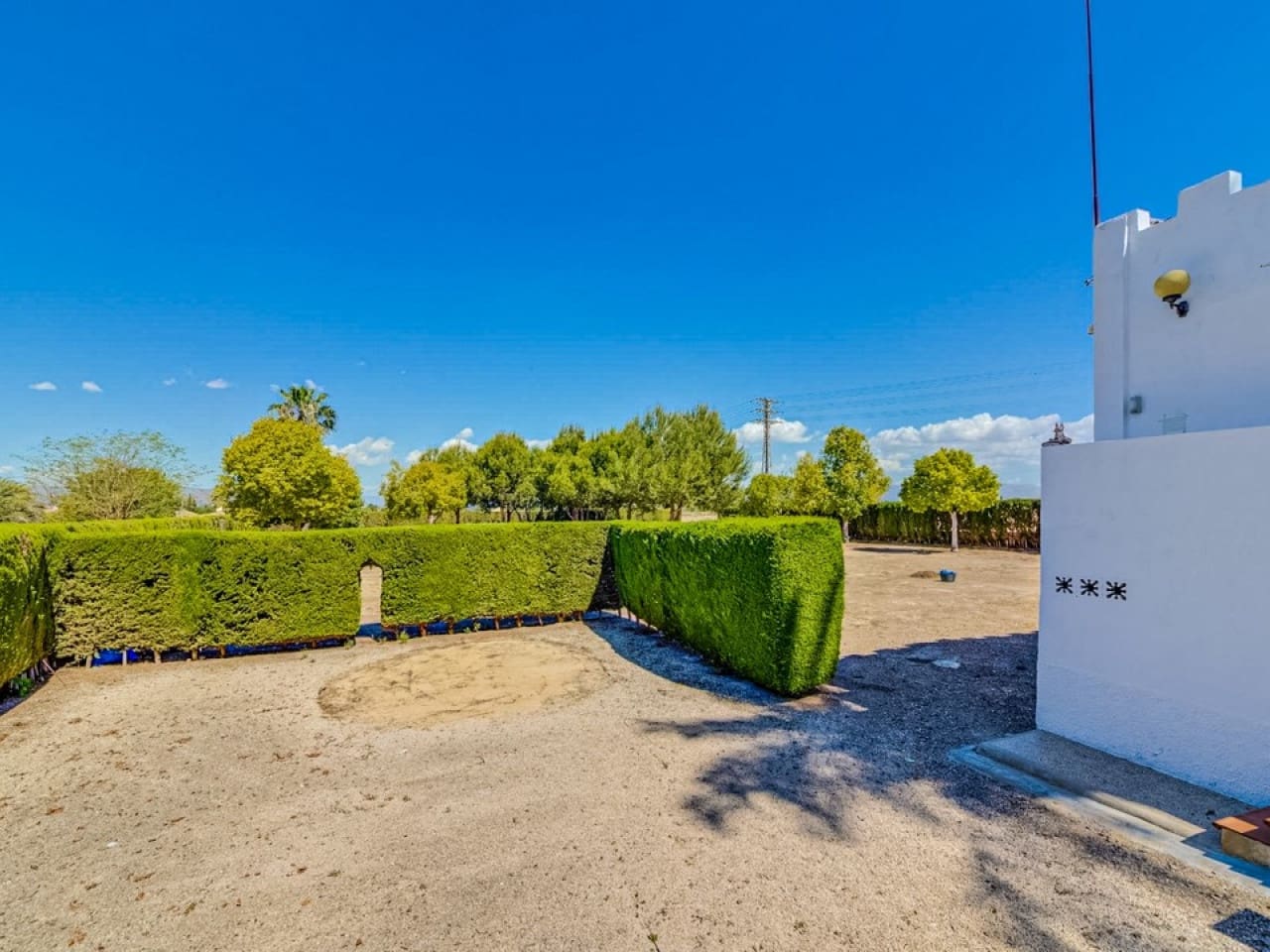 4 soveværelse Finca/Landehus til salg i Jacarilla - € 489.000 (Ref: 9233384)