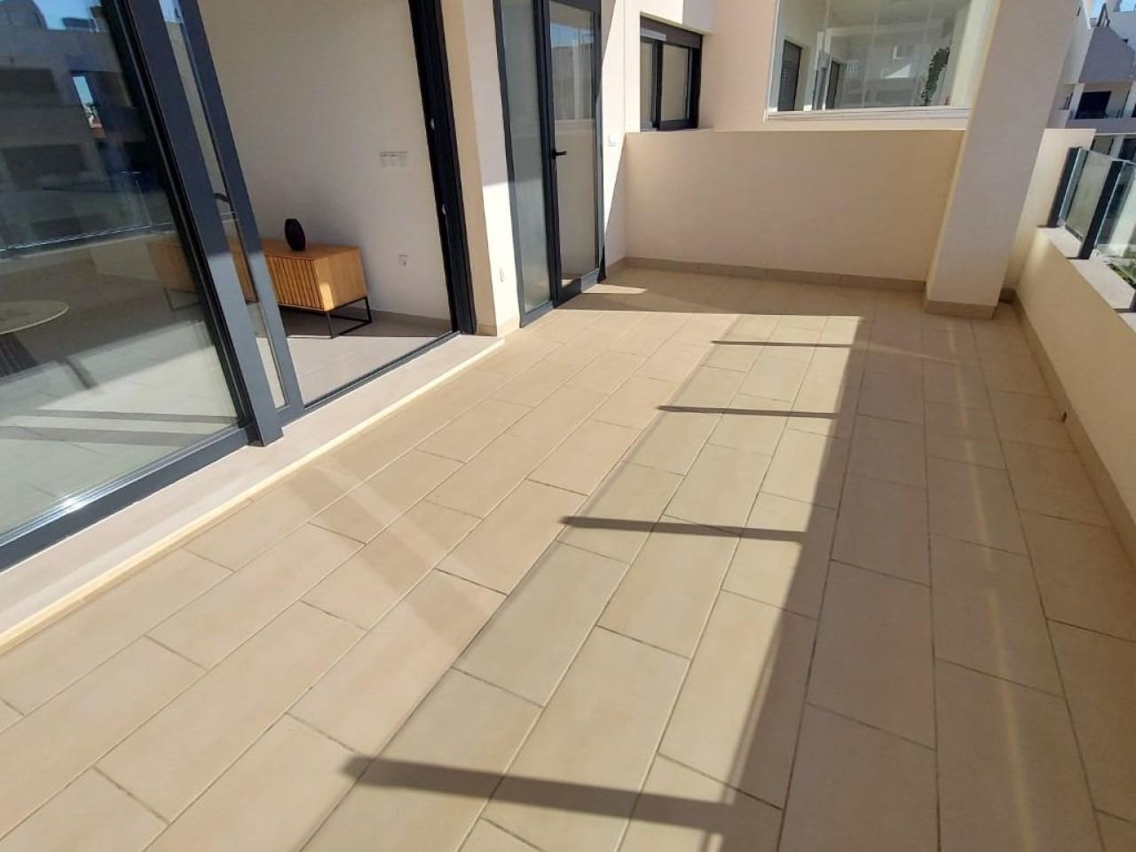 2 sovrum Lägenhet till salu i San Miguel de Salinas med pool - 266 000 € (Ref: 9233398)