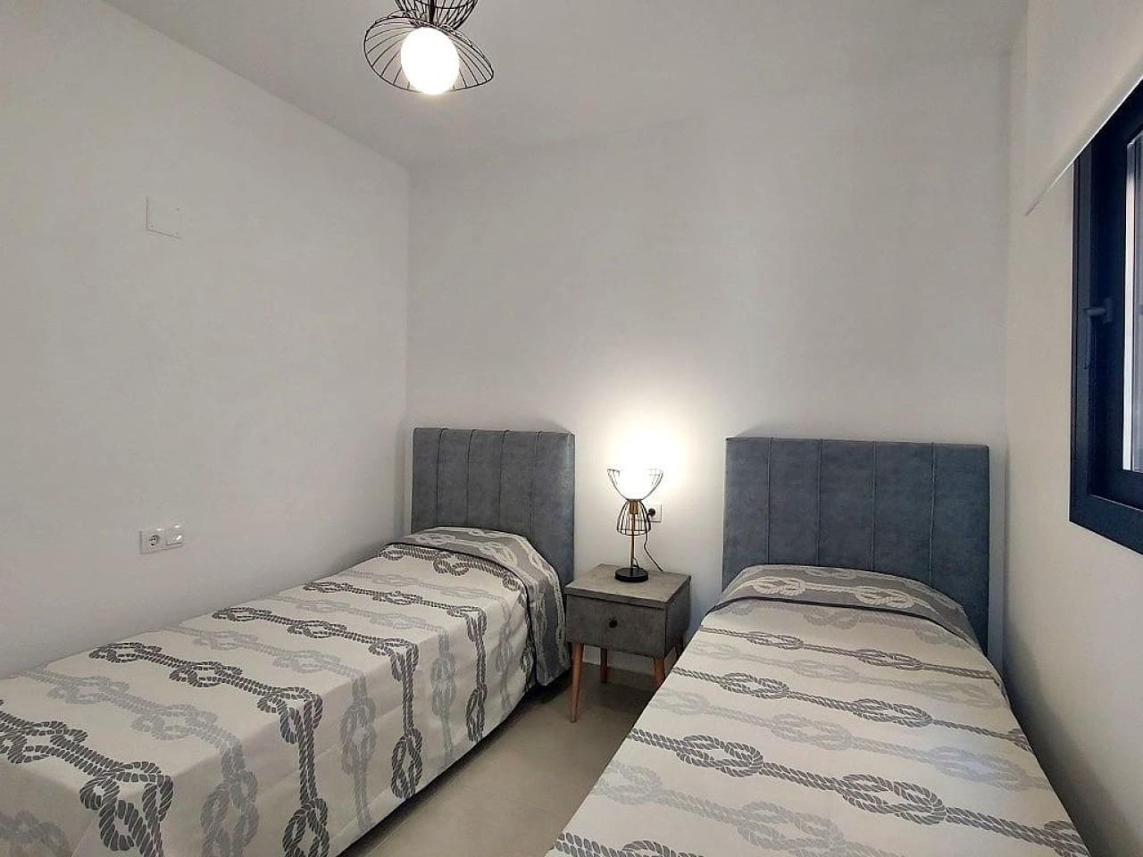 2 Zimmer Apartment zu verkaufen in San Miguel de Salinas mit Pool - 316.000 € (Ref: 9233402)