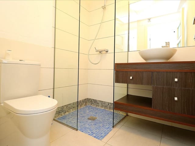 3 quarto Apartamento para venda em Dehesa de Campoamor, Orihuela com piscina garagem - 290 000 € (Ref: 9233408)