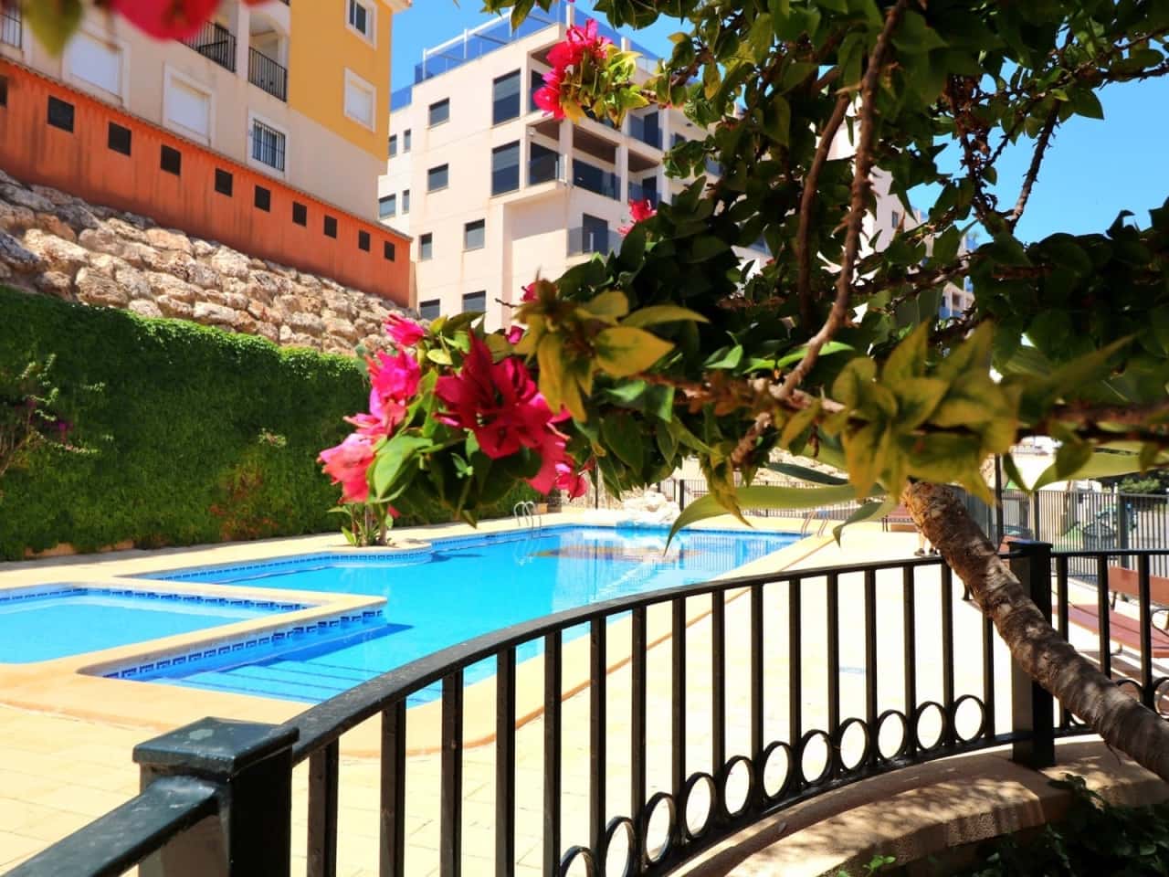3 quarto Apartamento para venda em Campoamor com piscina garagem - 290 000 € (Ref: 9233408)
