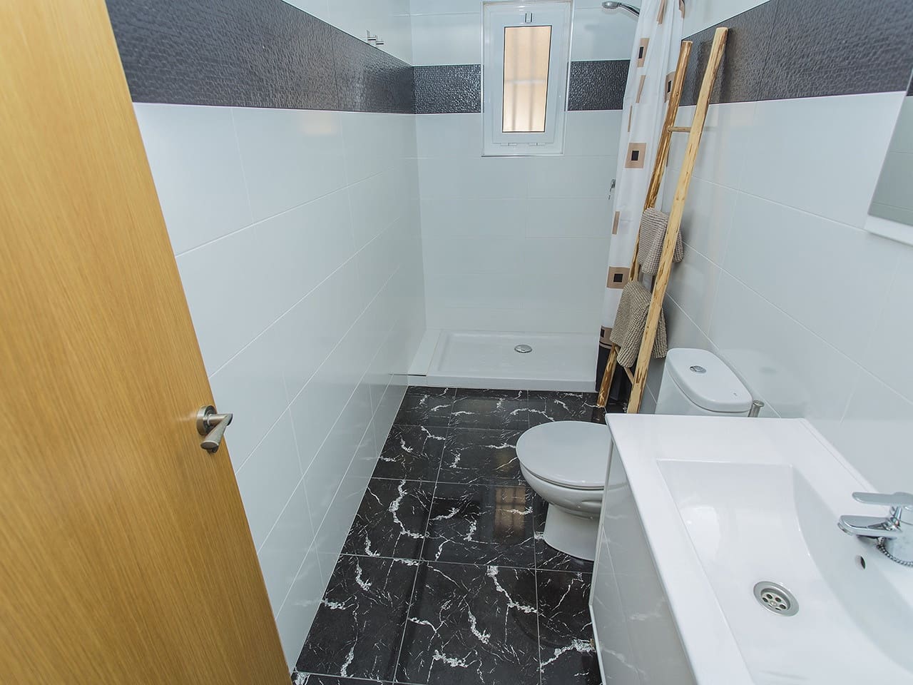 2 slaapkamer Appartement te koop in La Mata - € 272.000 (Ref: 9233436)