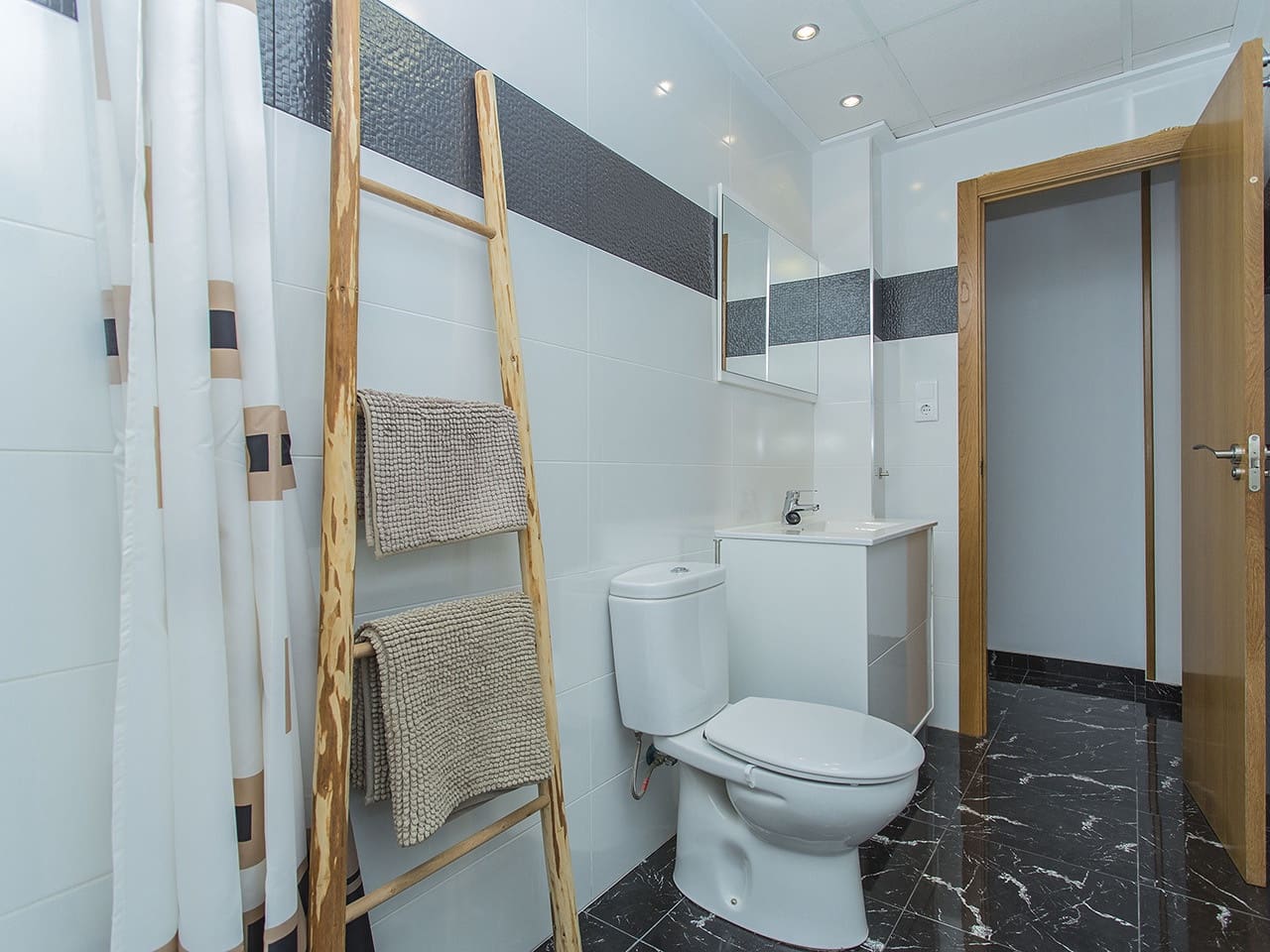 2 slaapkamer Appartement te koop in La Mata - € 272.000 (Ref: 9233436)