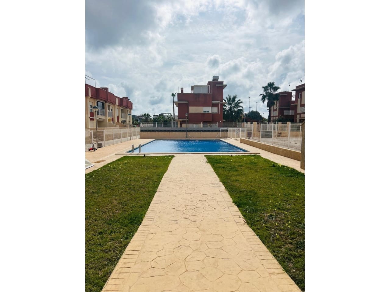 2 slaapkamer Appartement te koop in Orihuela Costa met zwembad - € 193.500 (Ref: 9233456)