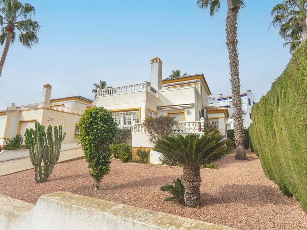 2 chambre Maison de Ville à vendre à Villamartin avec piscine garage - 320 000 € (Ref: 9233469)