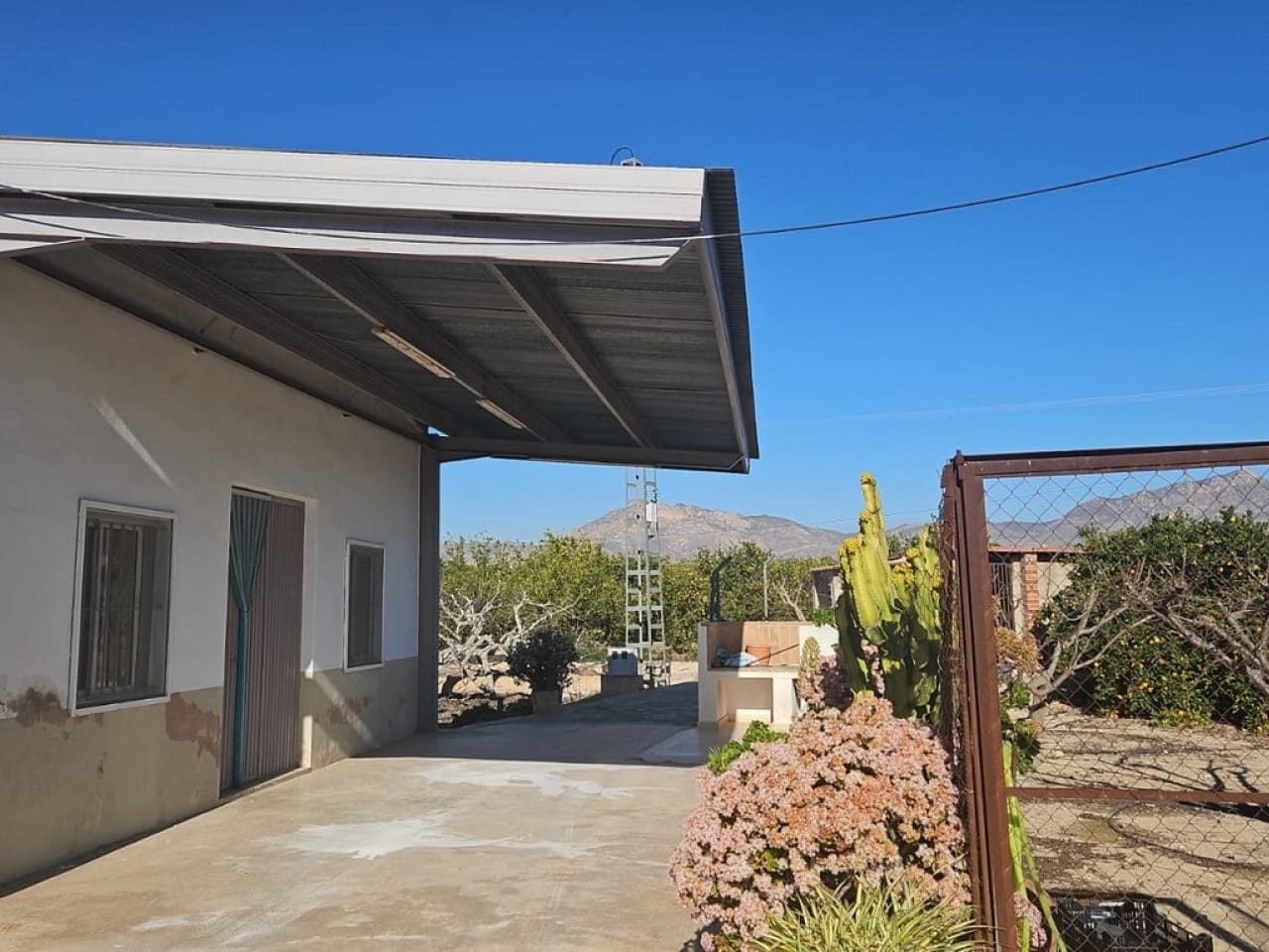 Finca/Hus på landet till salu i Albatera - 129 000 € (Ref: 9233472)