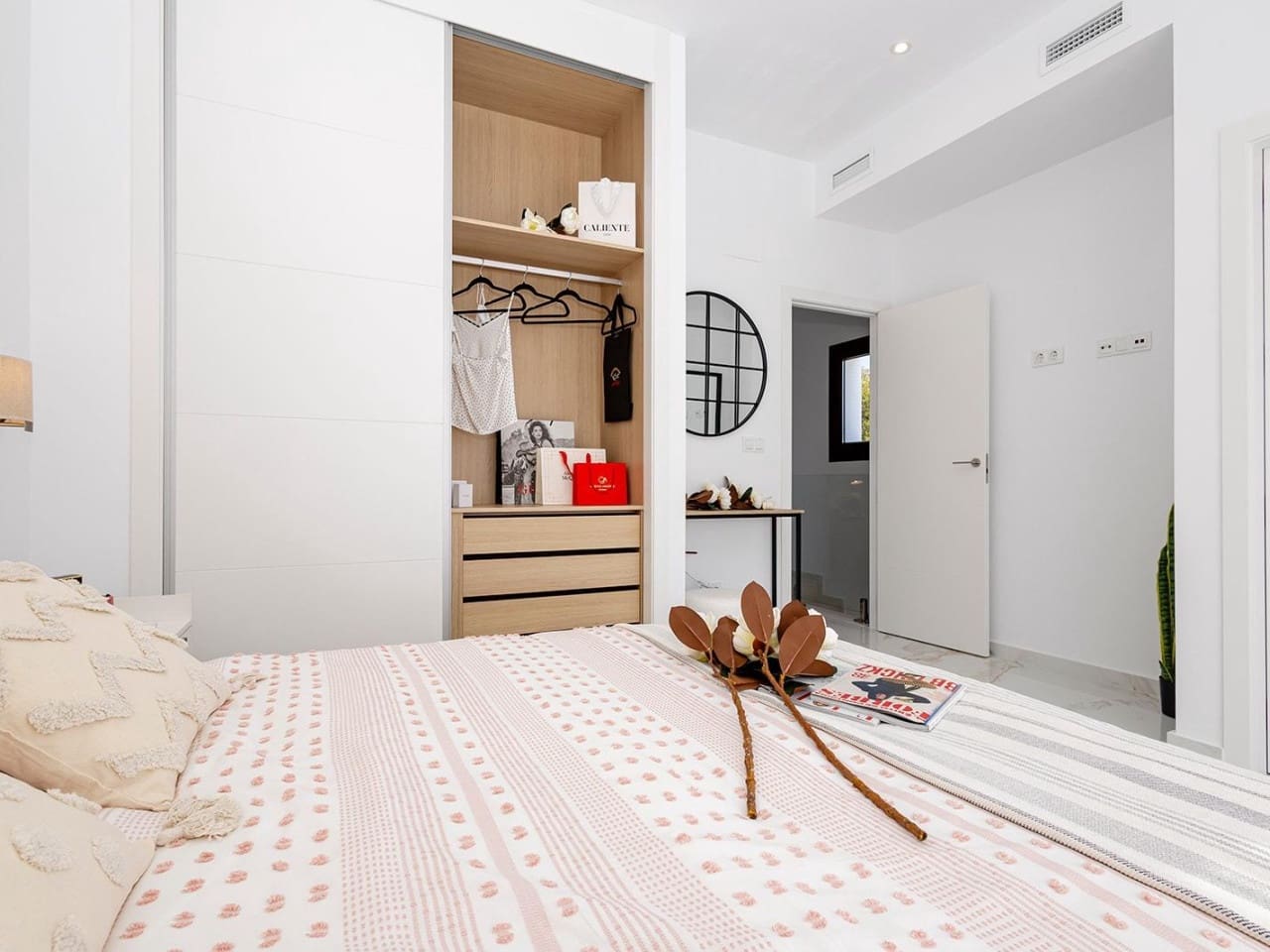 3 makuuhuone Huvila myytävänä paikassa Polop mukana uima-altaan 
autotalli - 598 000 € (Ref: 9233473)