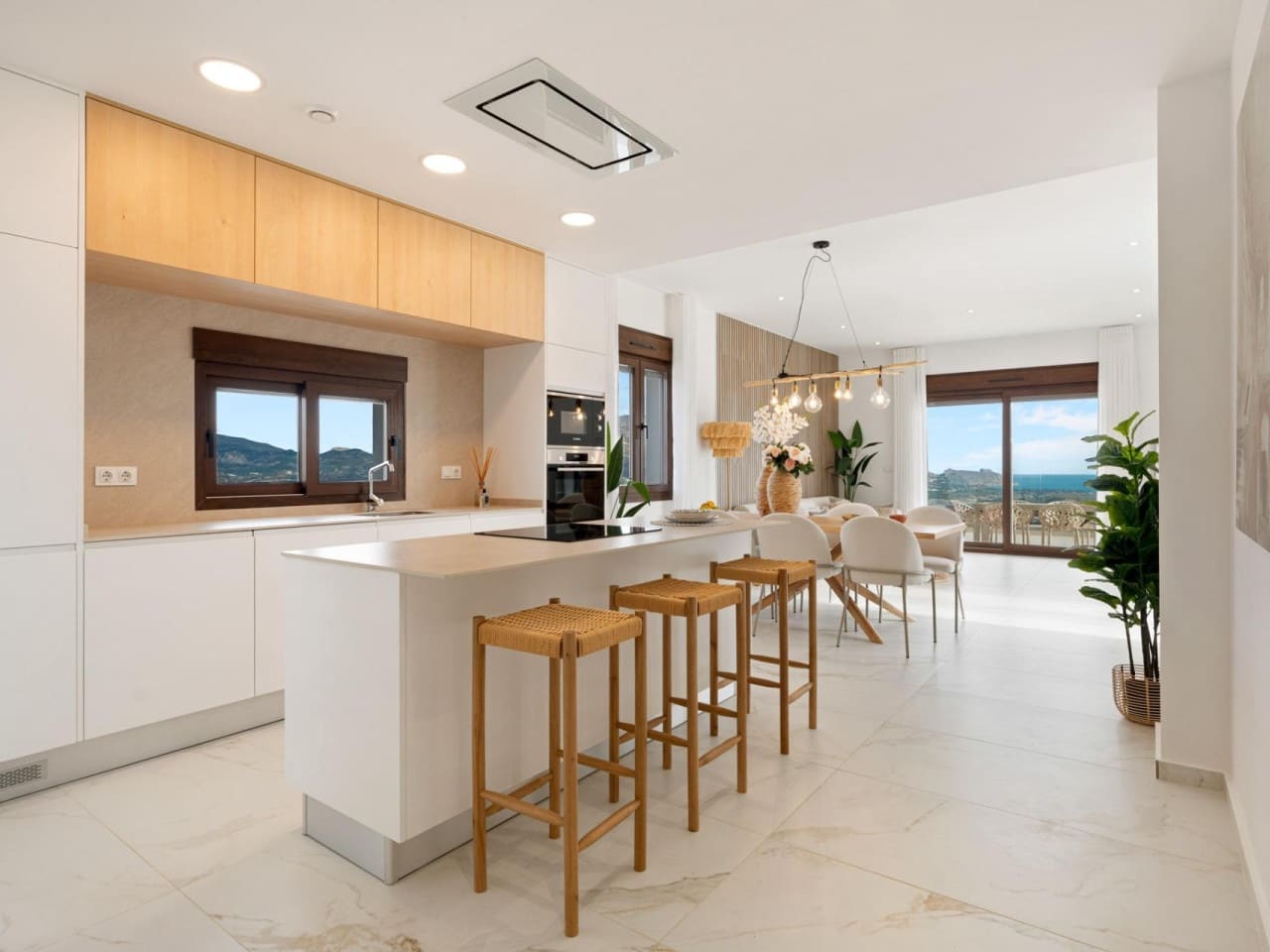 3 bedroom Villa for sale in Polop with pool garage - € 649,000 (Ref: 9233474)