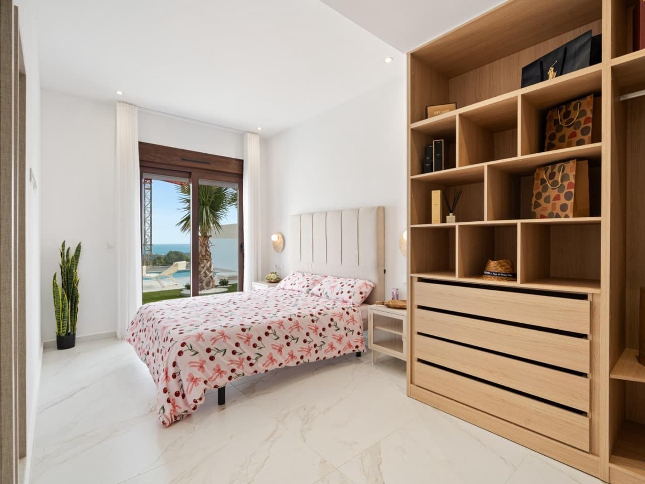 3 bedroom Villa for sale in Polop with pool garage - € 649,000 (Ref: 9233474)