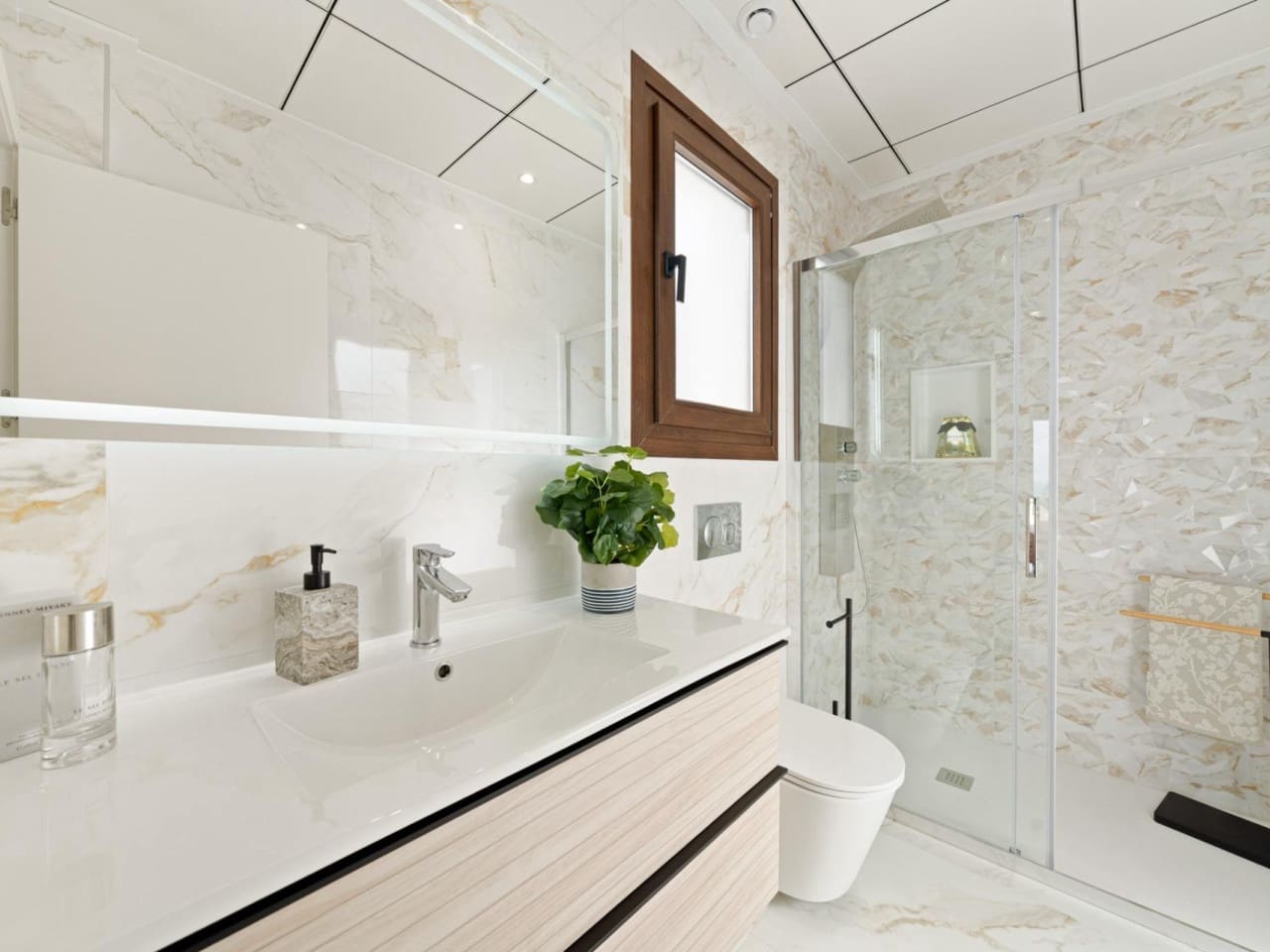 3 bedroom Villa for sale in Polop with pool garage - € 649,000 (Ref: 9233474)