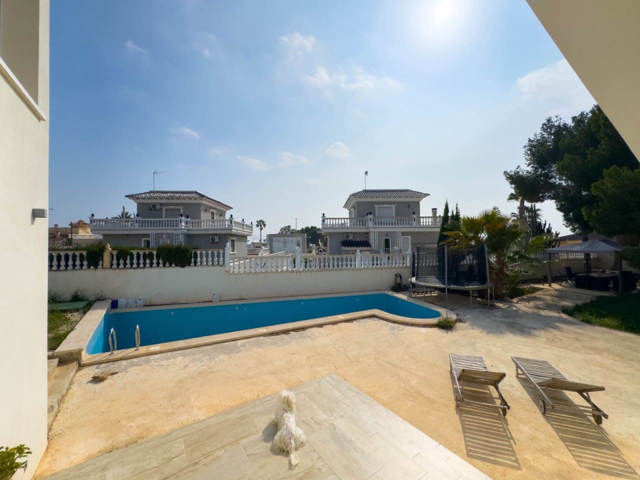 4 slaapkamer Villa te koop in Dona Pepa met zwembad - € 549.000 (Ref: 9233475)